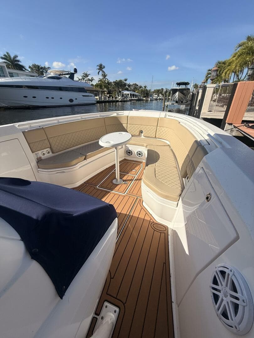 2019 Intrepid 345 Nomad FE