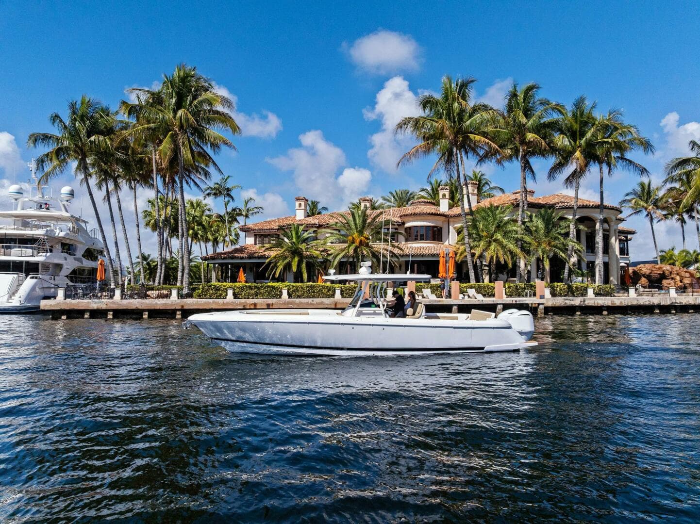 2019 Intrepid 345 Nomad FE