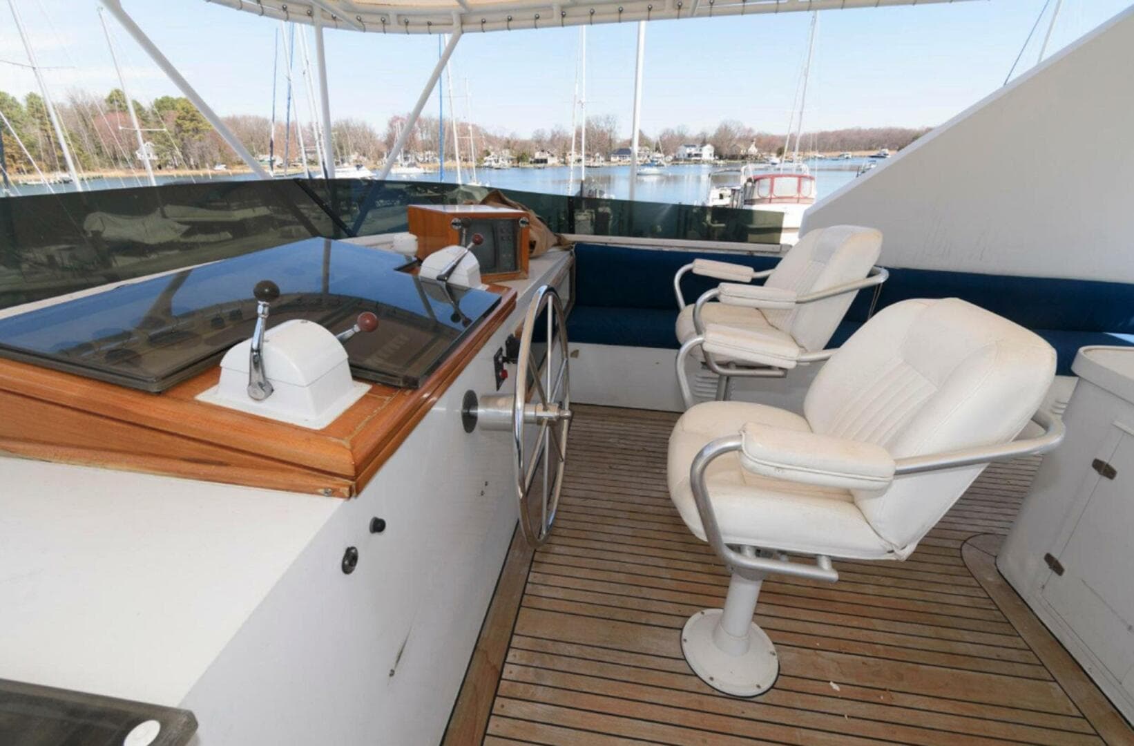 1984 Broward Raised Pilothouse