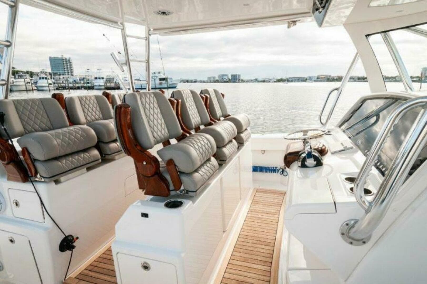 2021 Valhalla Boatworks V-46-GO ROUTE-Helm