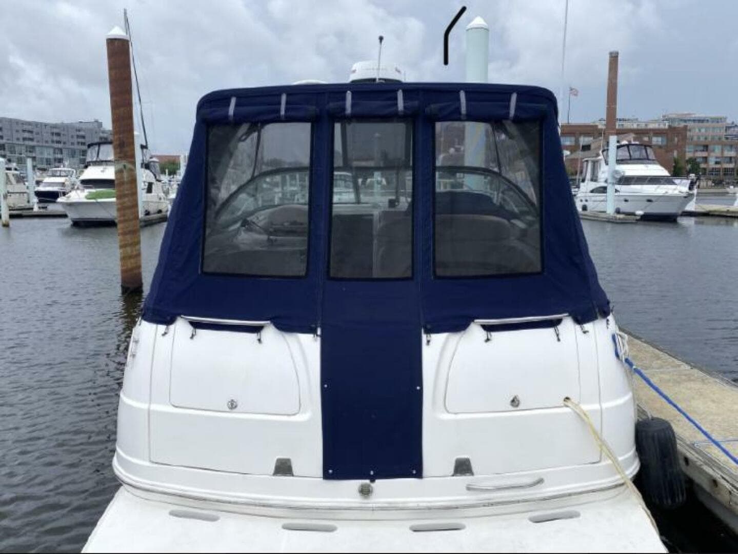2006 Chaparral 330 signature