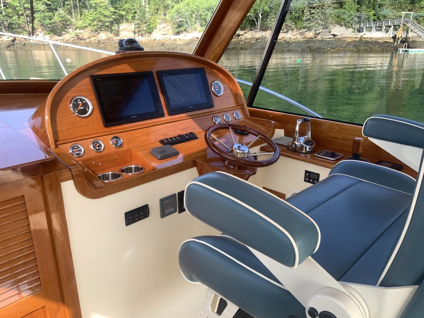 2019 Hinckley PB40
