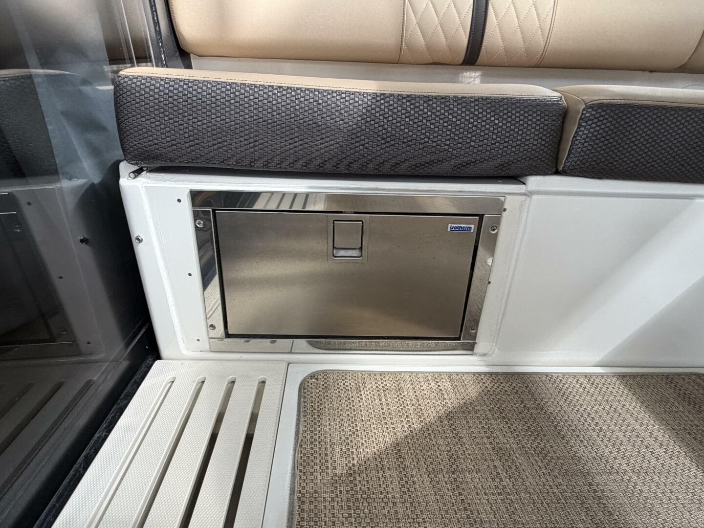 2017 Sea Ray 400 Sundancer