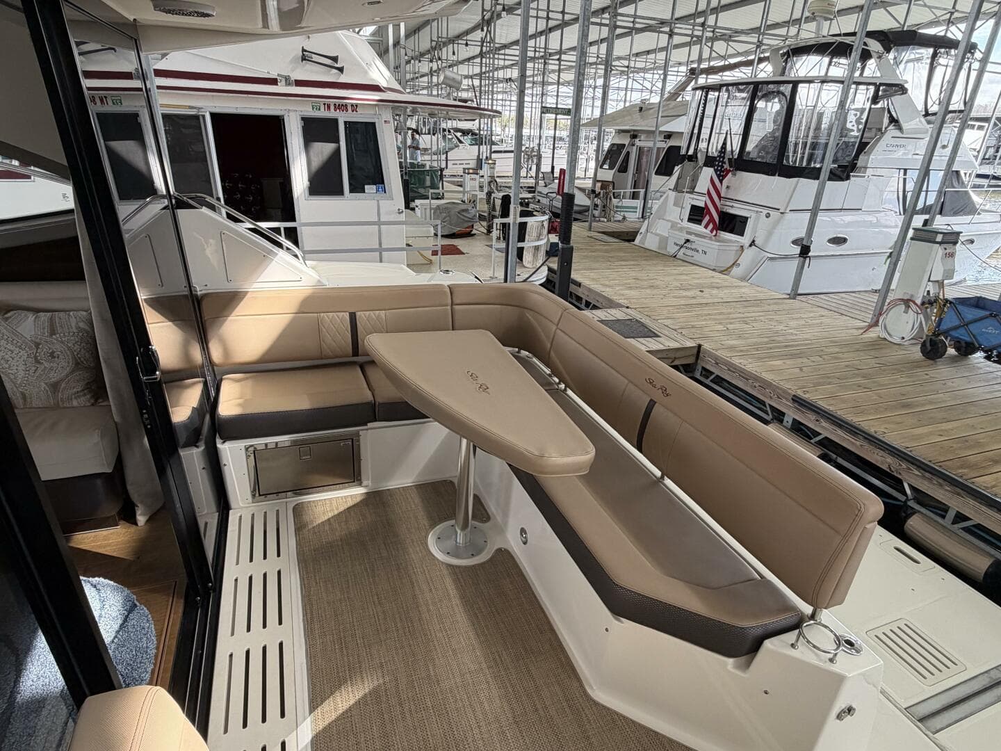 2017 Sea Ray 400 Sundancer