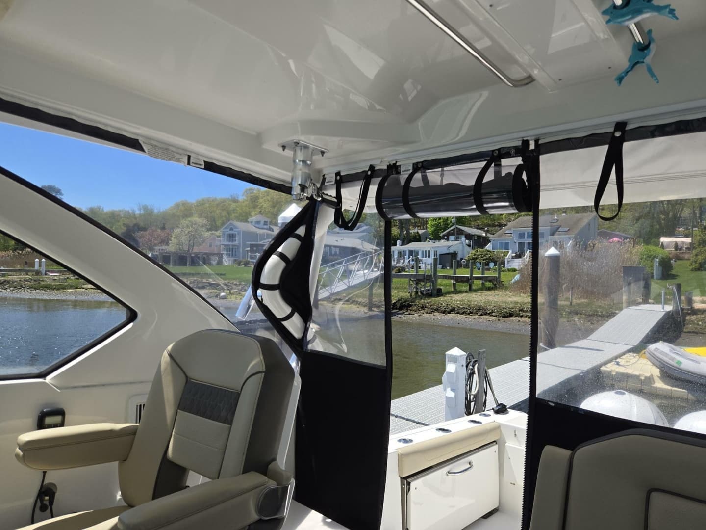 2019 Pursuit 355 Offshore