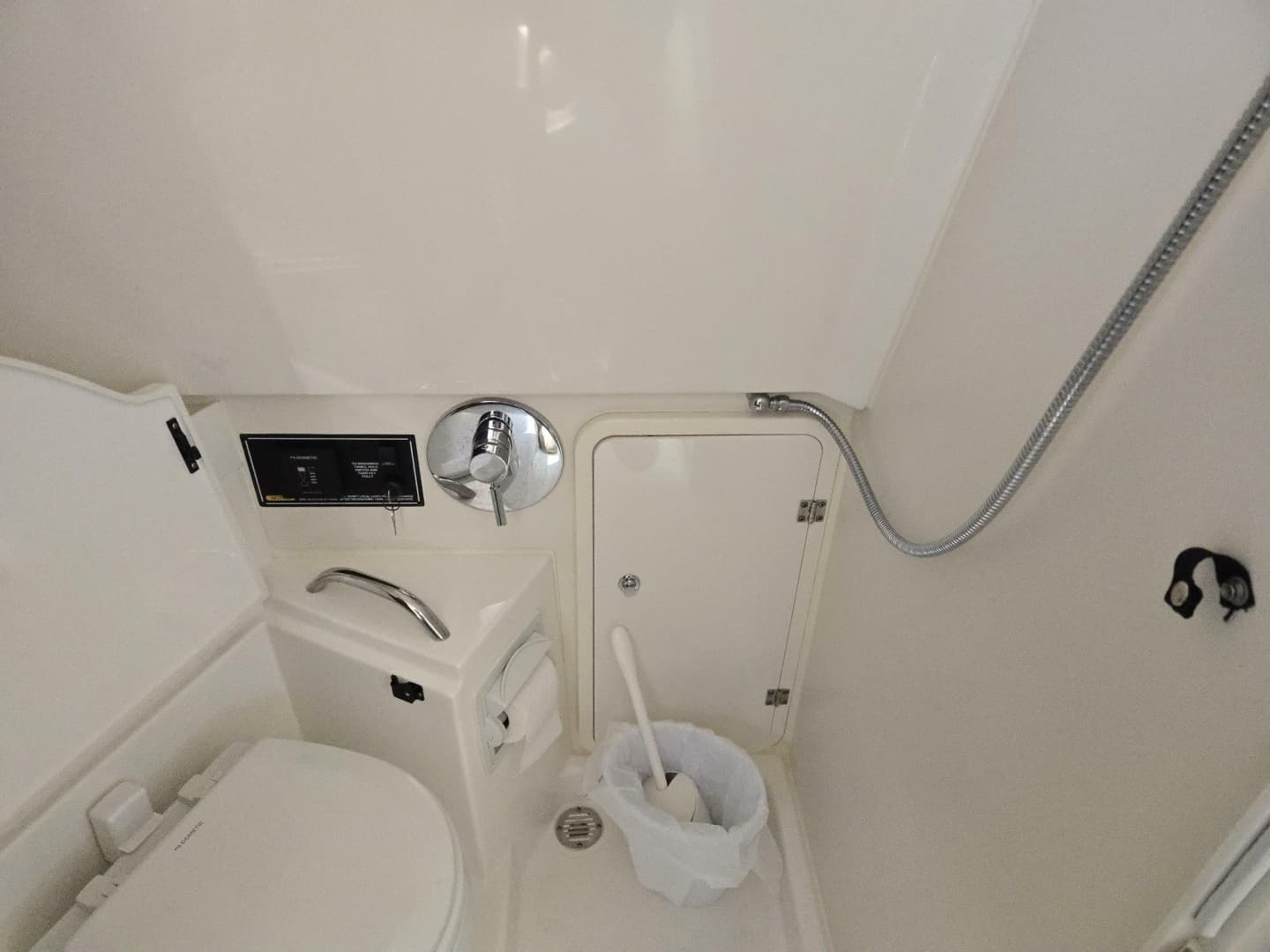 2019 Pursuit 355 Offshore