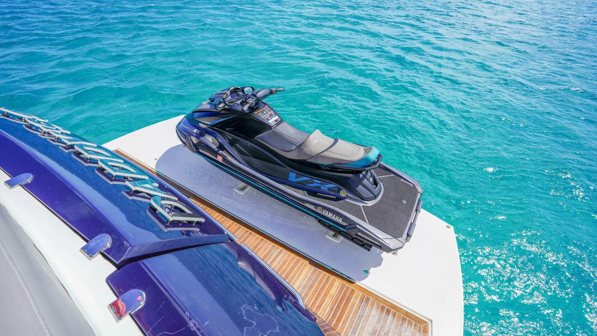 2016 Sunseeker 75 Yacht