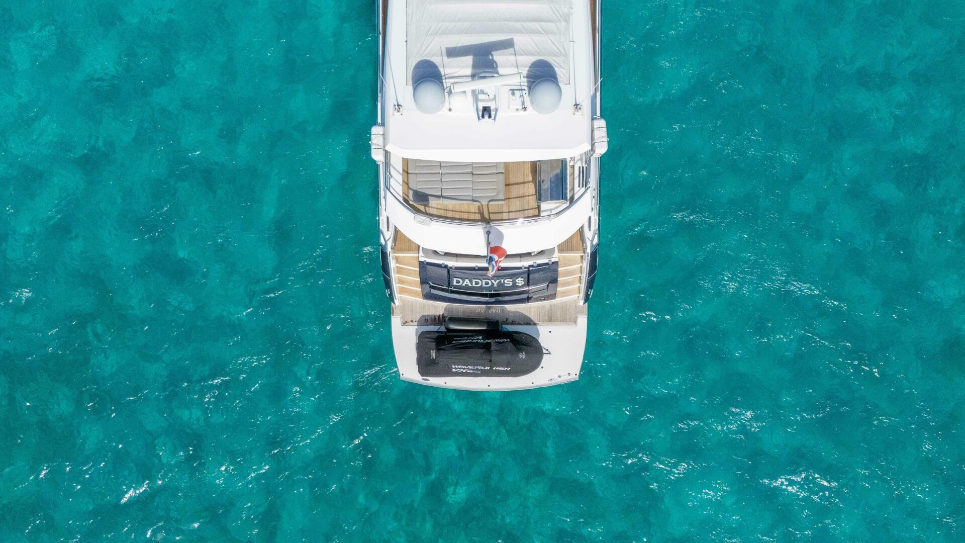2016 Sunseeker 75 Yacht