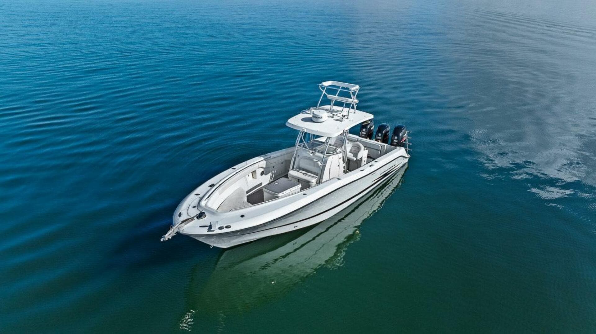 2004 Hydra-Sports Vector 3300 CC