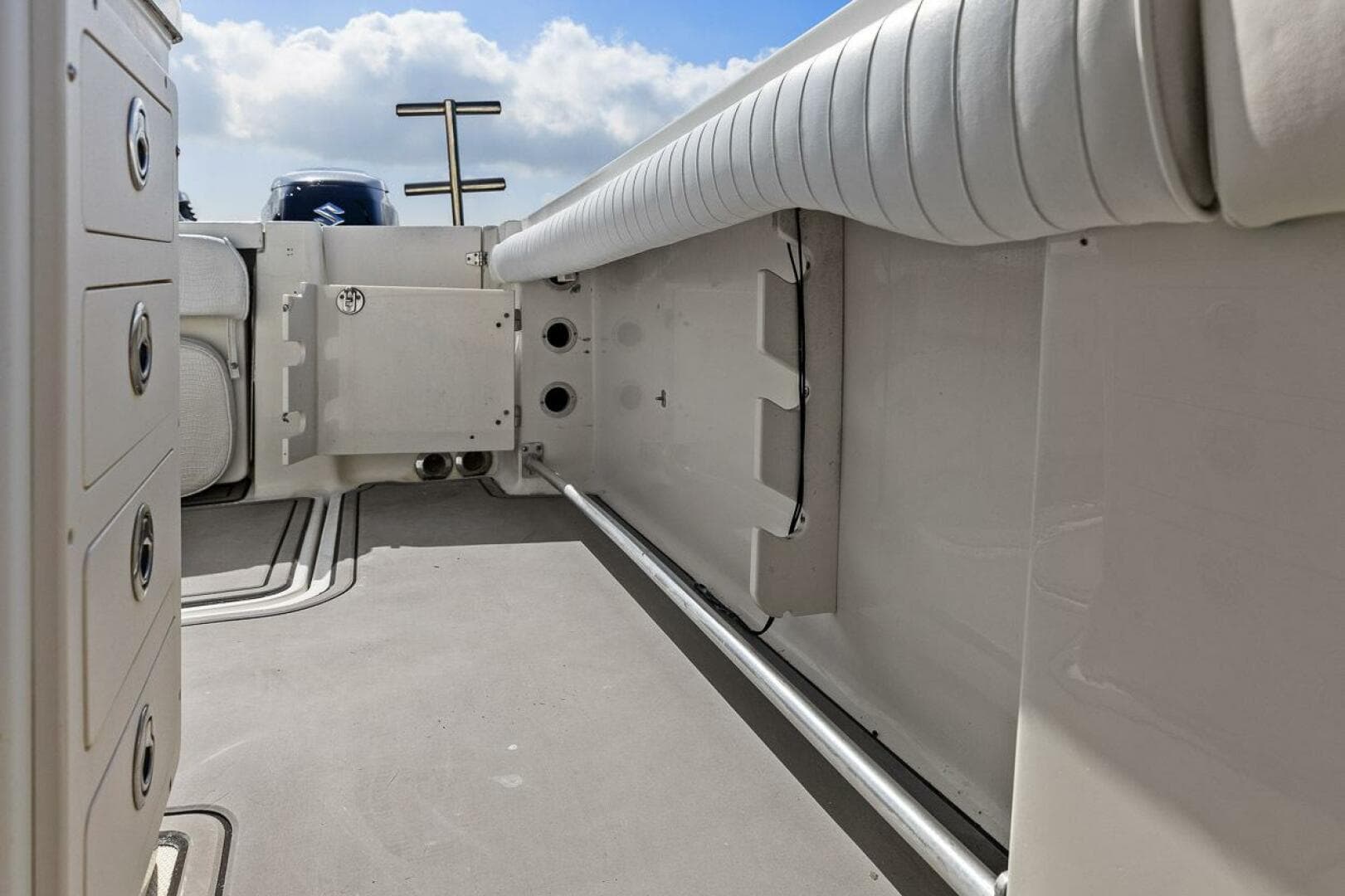 2004 Hydra-Sports Vector 3300 CC