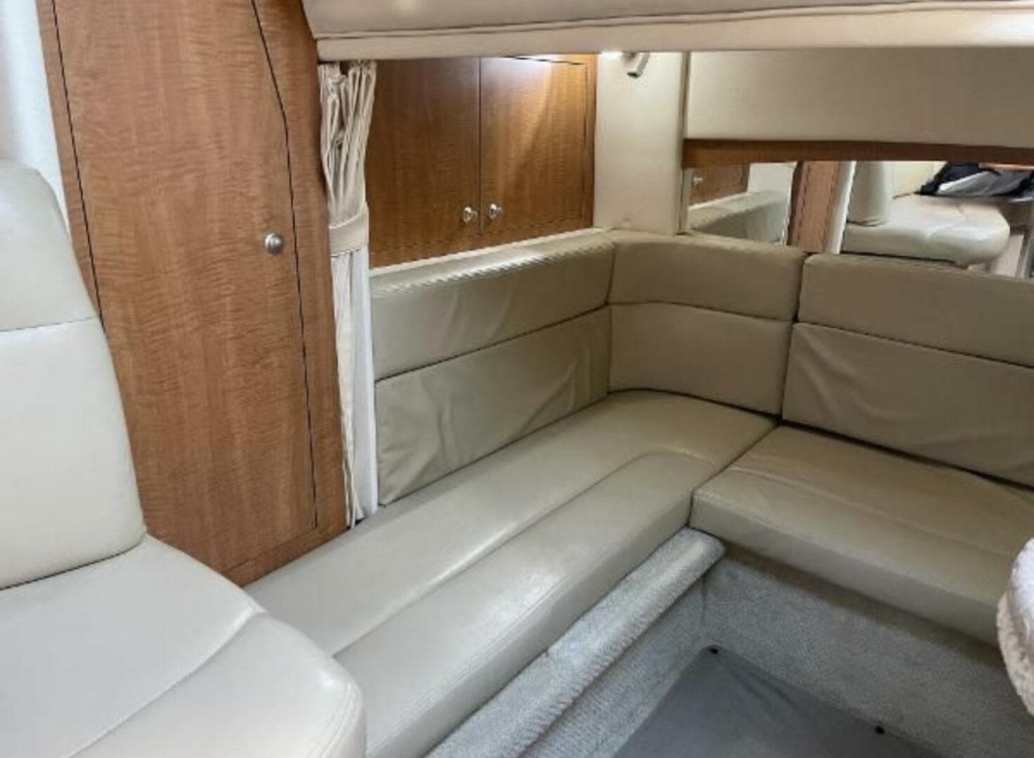 2006 Sea Ray 320 Sundancer