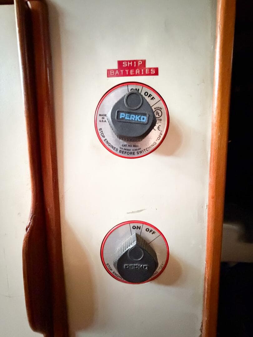 1989 Irwin 43 Mark III