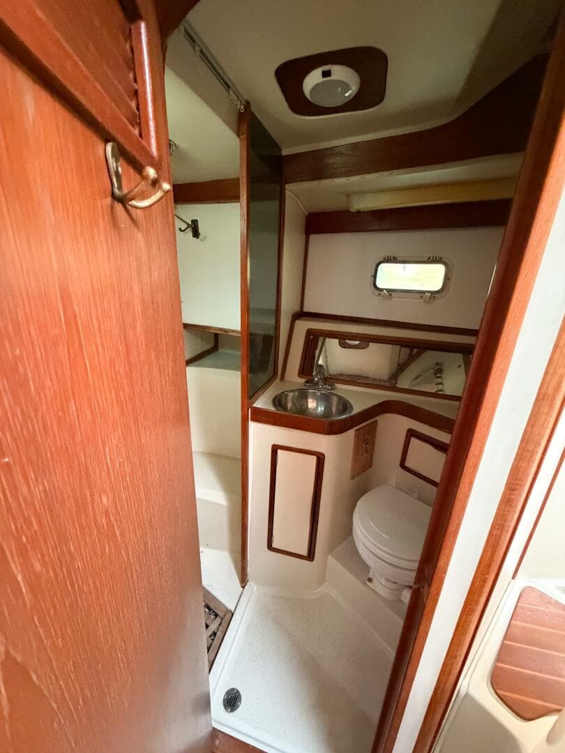 1989 Irwin 43 Mark III