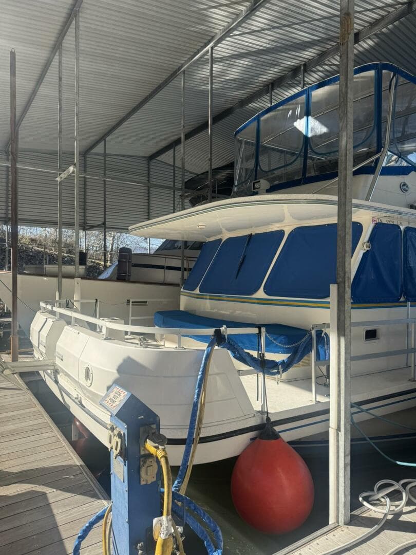 2006 Gibson 5500 Series