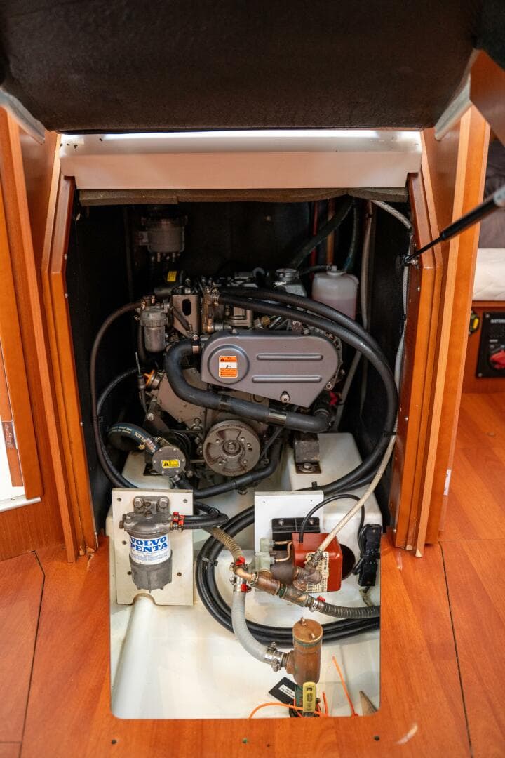 2019 Beneteau Oceanis 38.1