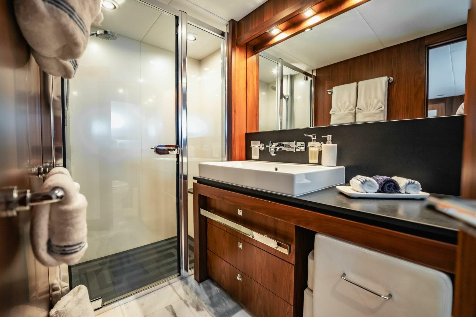 2011 Sunseeker 34 Metre Yacht