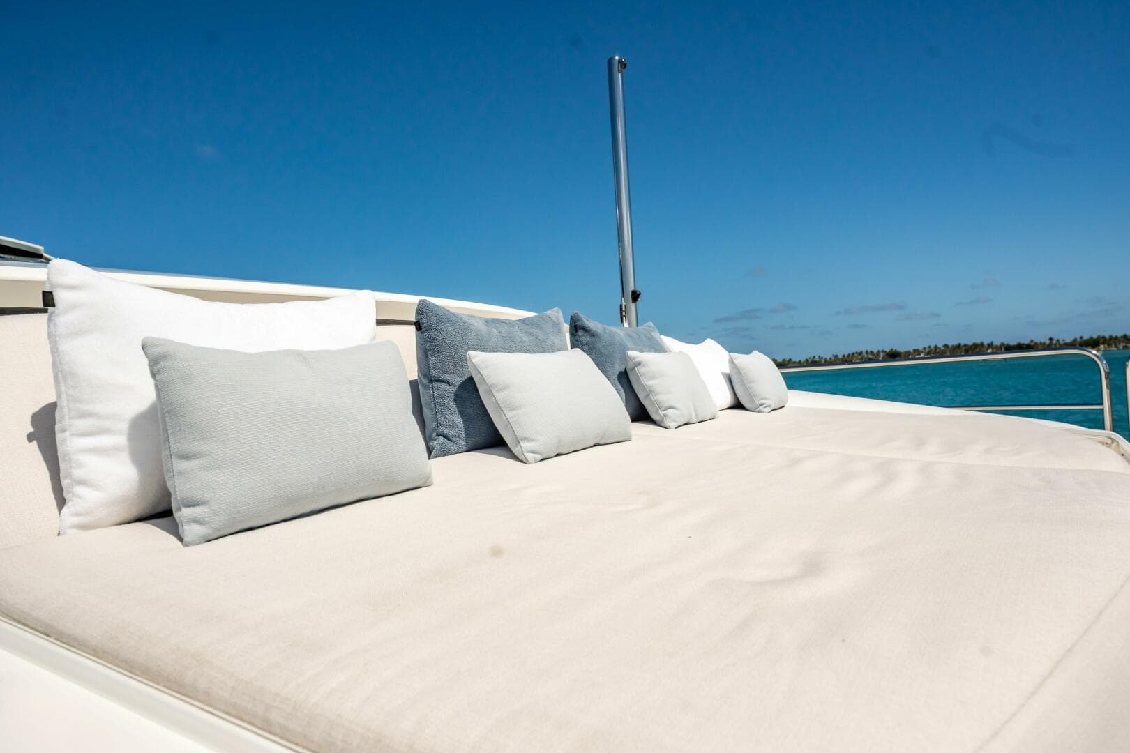 2011 Sunseeker 34 Metre Yacht