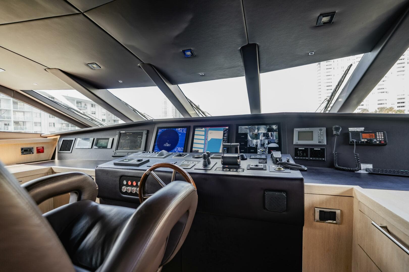 2011 Sunseeker 34 Metre Yacht