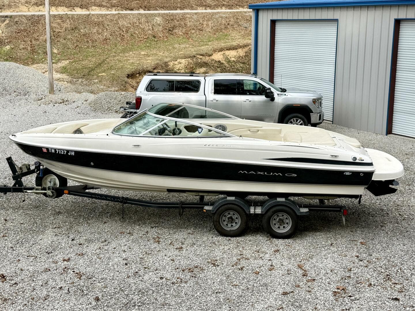 2007 Maxum 2200 SR3