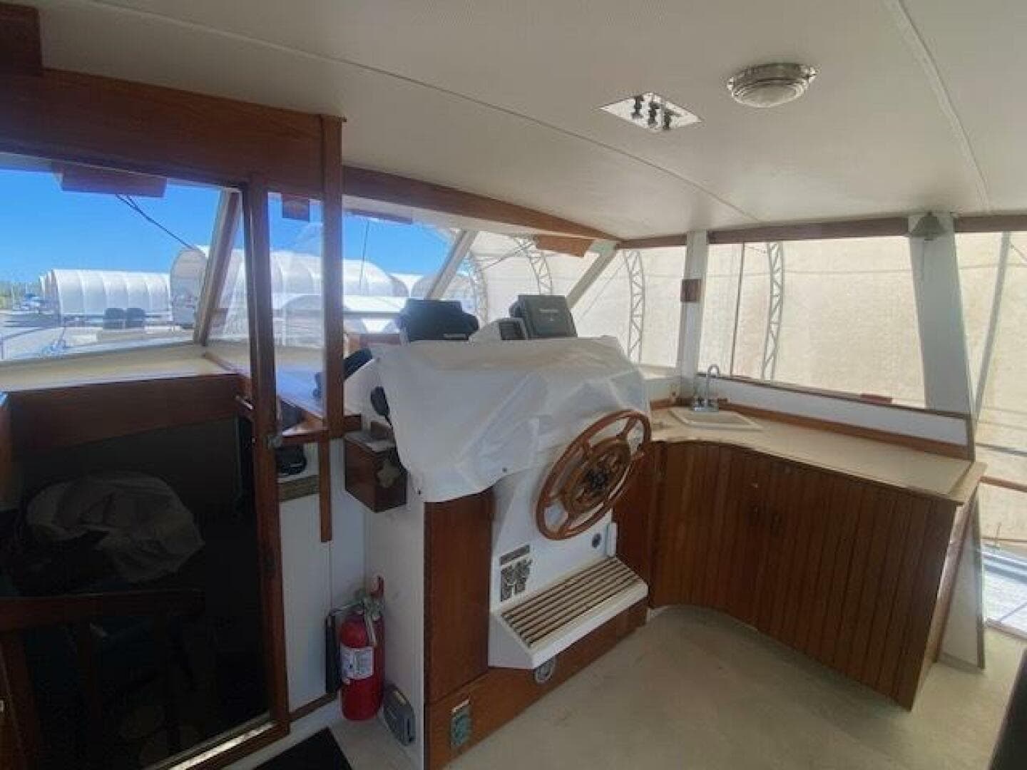1972 Chris-Craft Commander Flush Deck