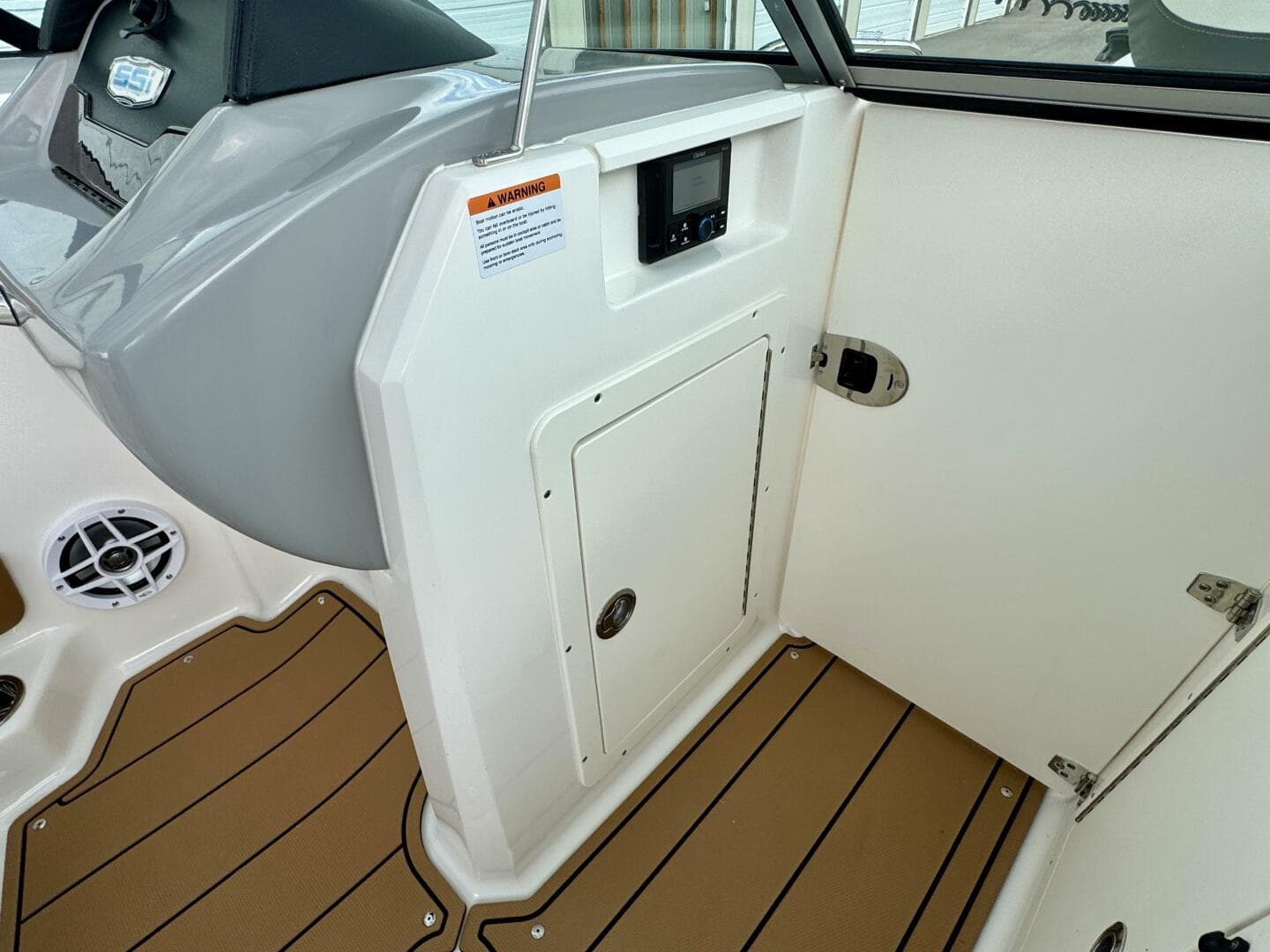 2023 Chaparral 21 SSi Ski & Fish