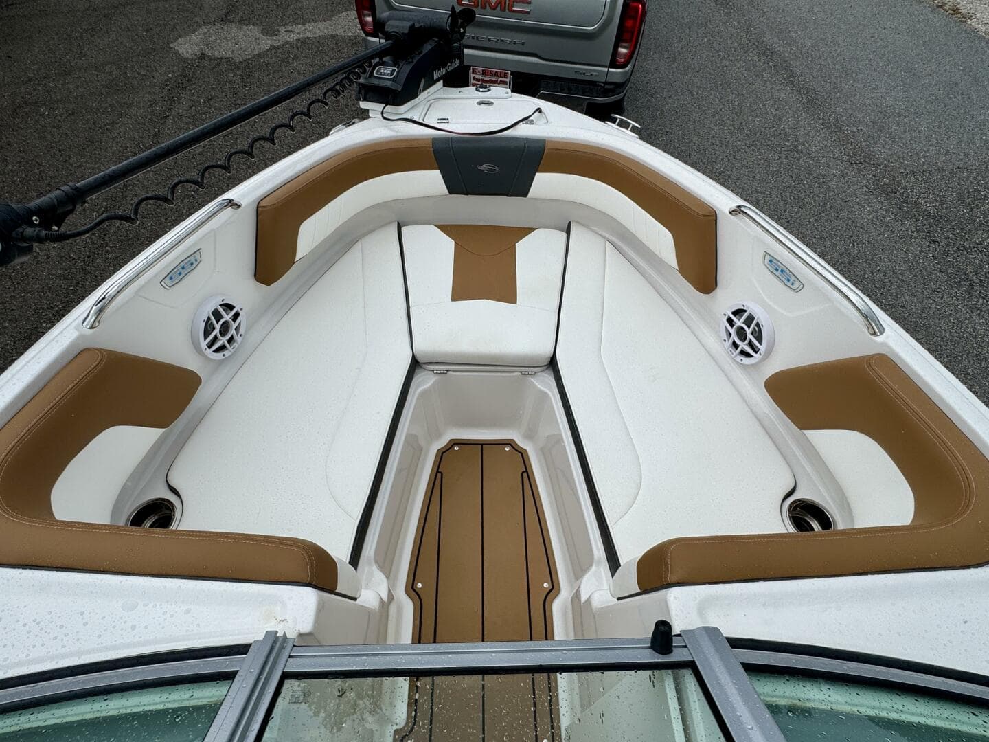 2023 Chaparral 21 SSi Ski & Fish