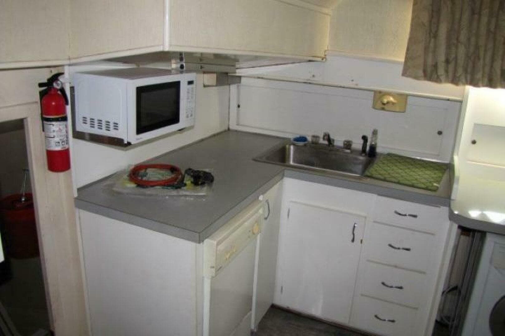 1973 Chris-Craft 55 Commander