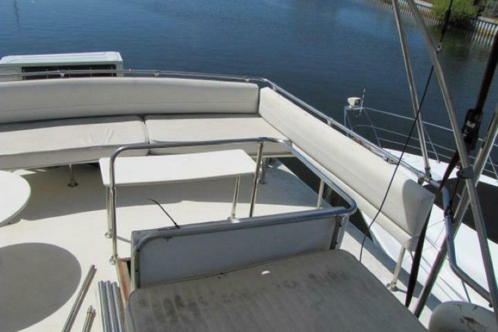 1973 Chris-Craft 55 Commander