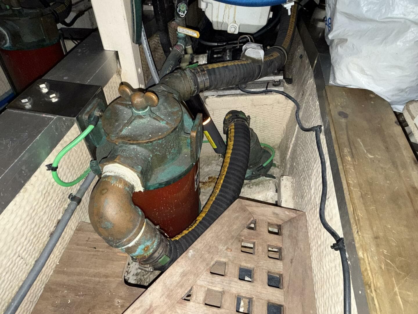 1991 Grand Banks 42 Classic