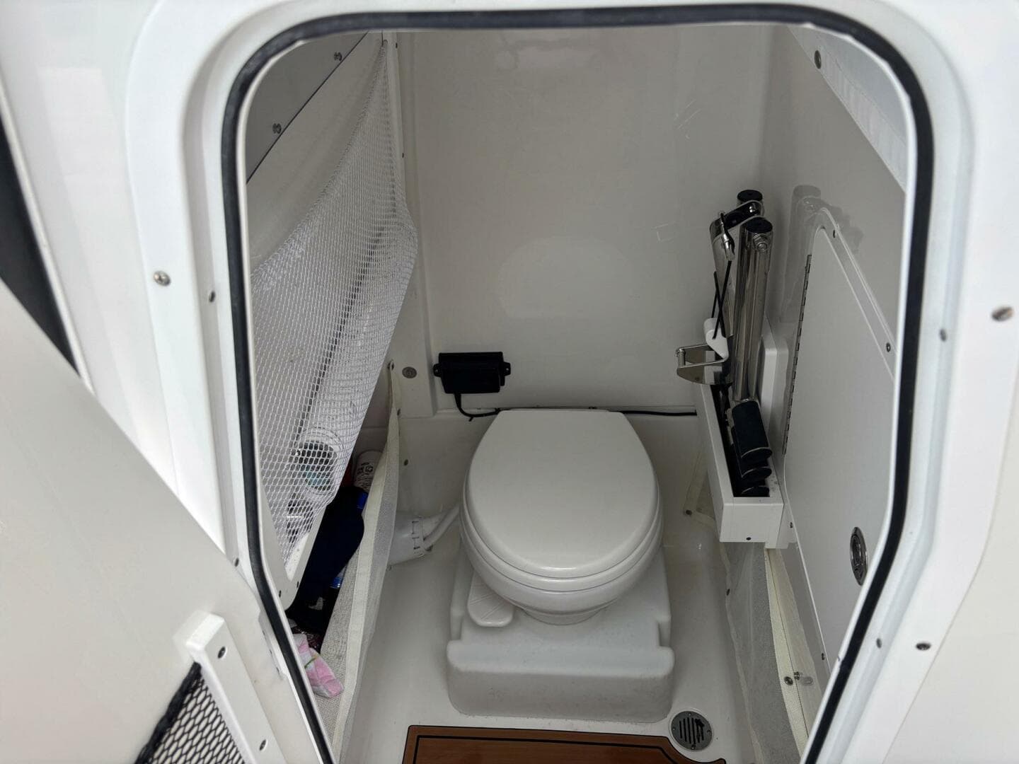 2022 Sea Hunt Ultra 275 SE