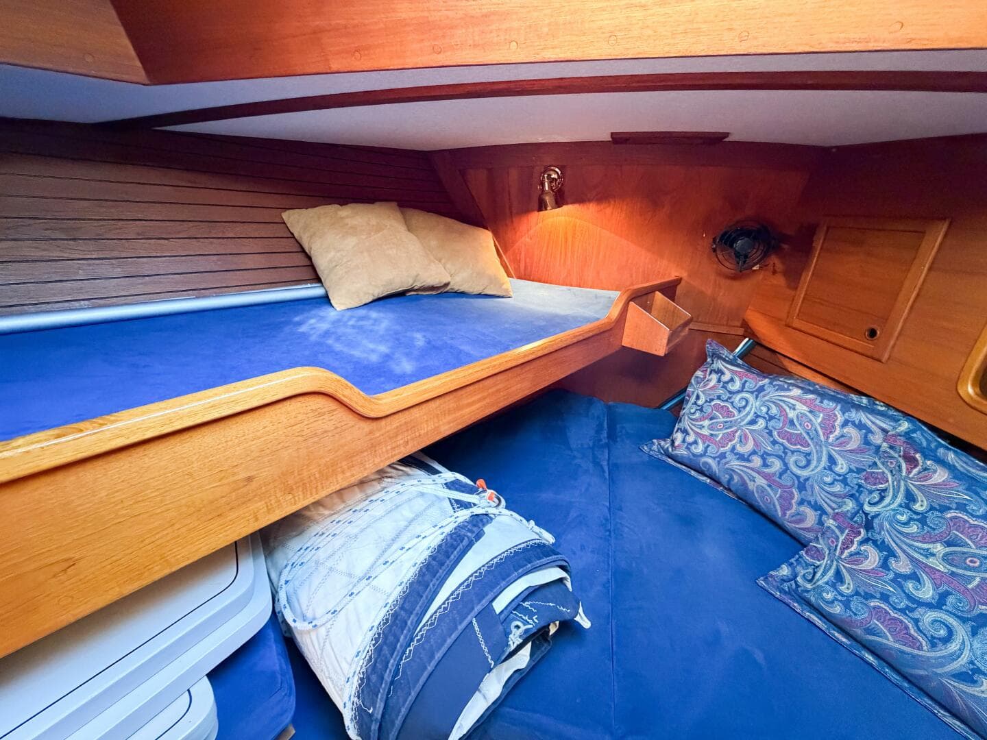 1986 Nauticat 40 Cutter Ketch Pilothouse