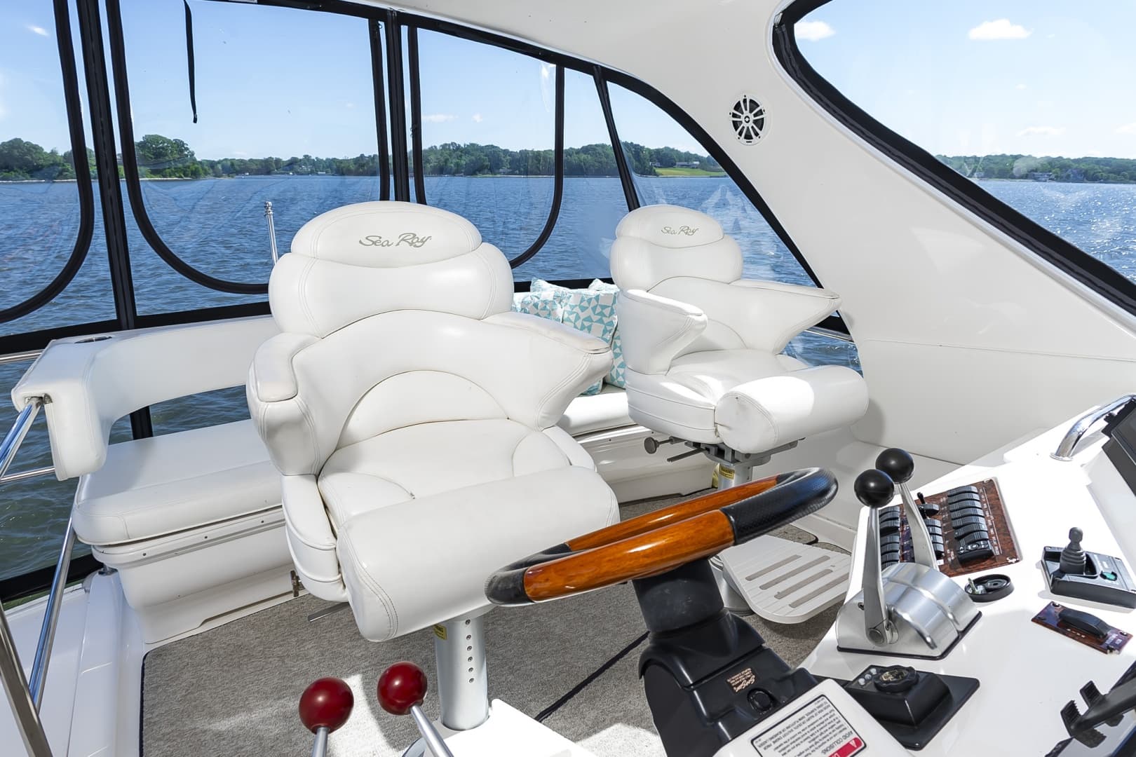 58SeaRay560_018