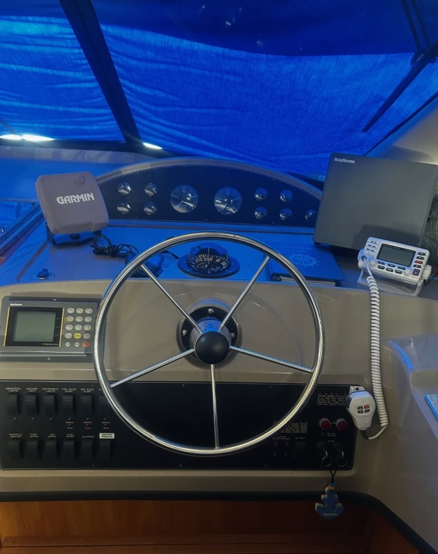 1998 Bayliner 3988 Motoryacht