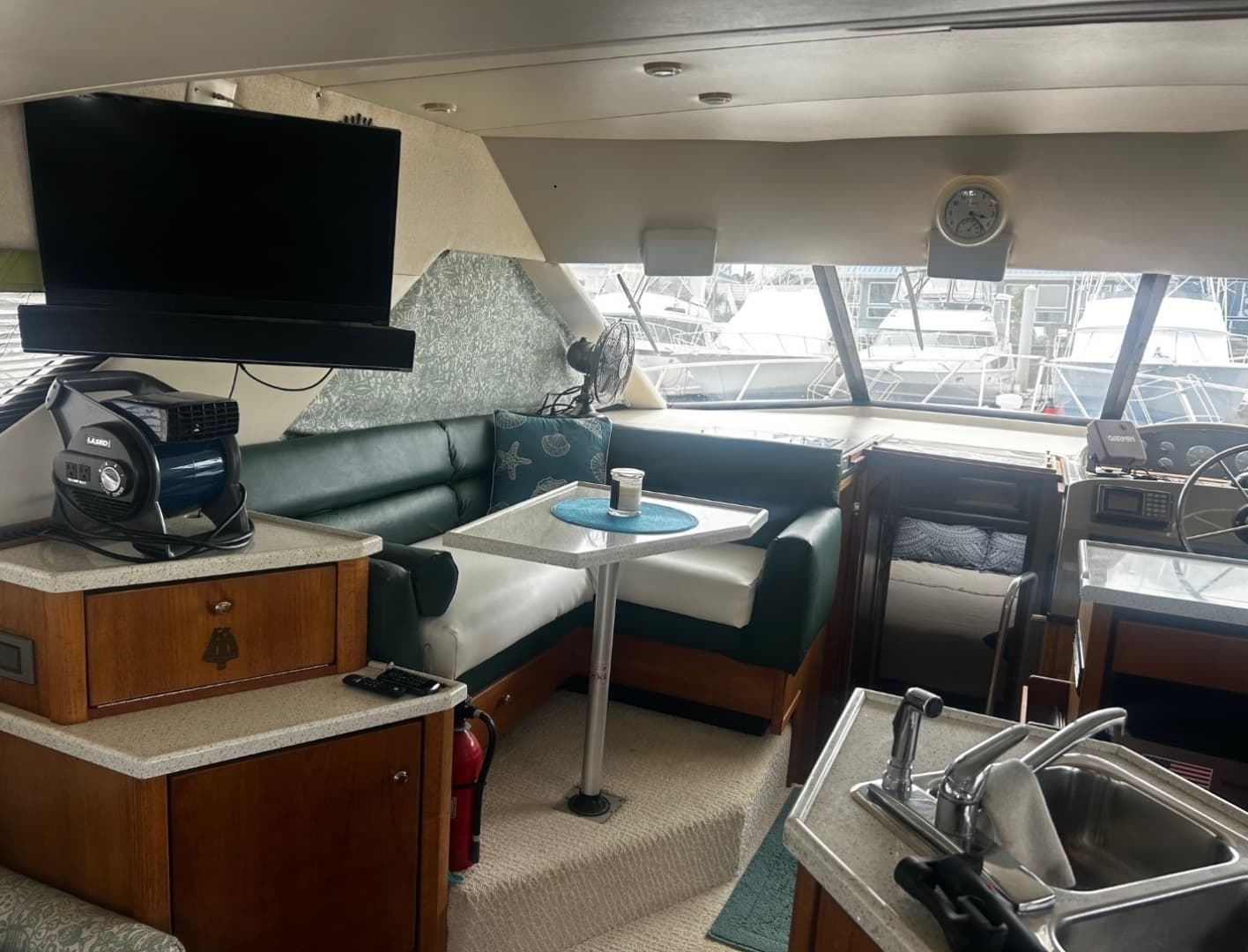 1998 Bayliner 3988 Motoryacht