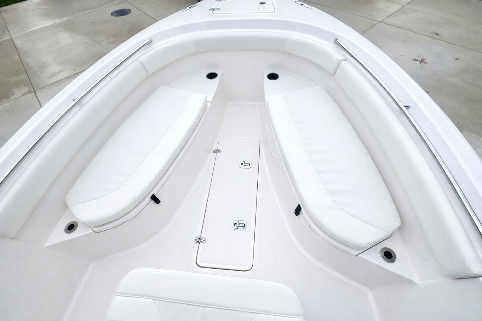 2017 Pursuit C 260 Center Console