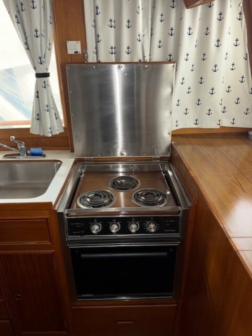 Stove with Oven