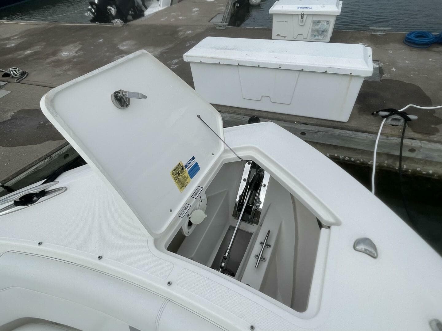 2021 Pursuit S 328 Sport