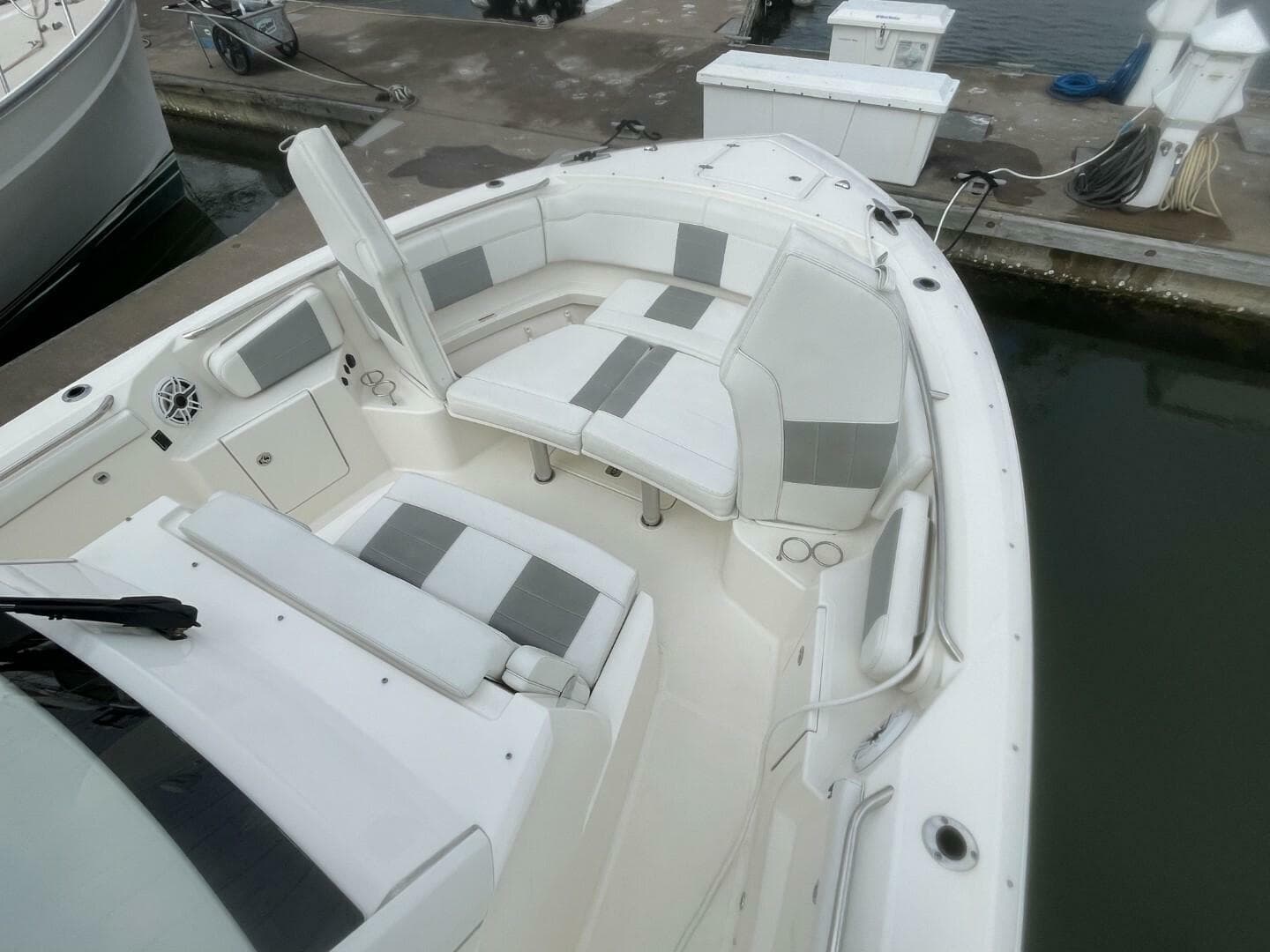 2021 Pursuit S 328 Sport