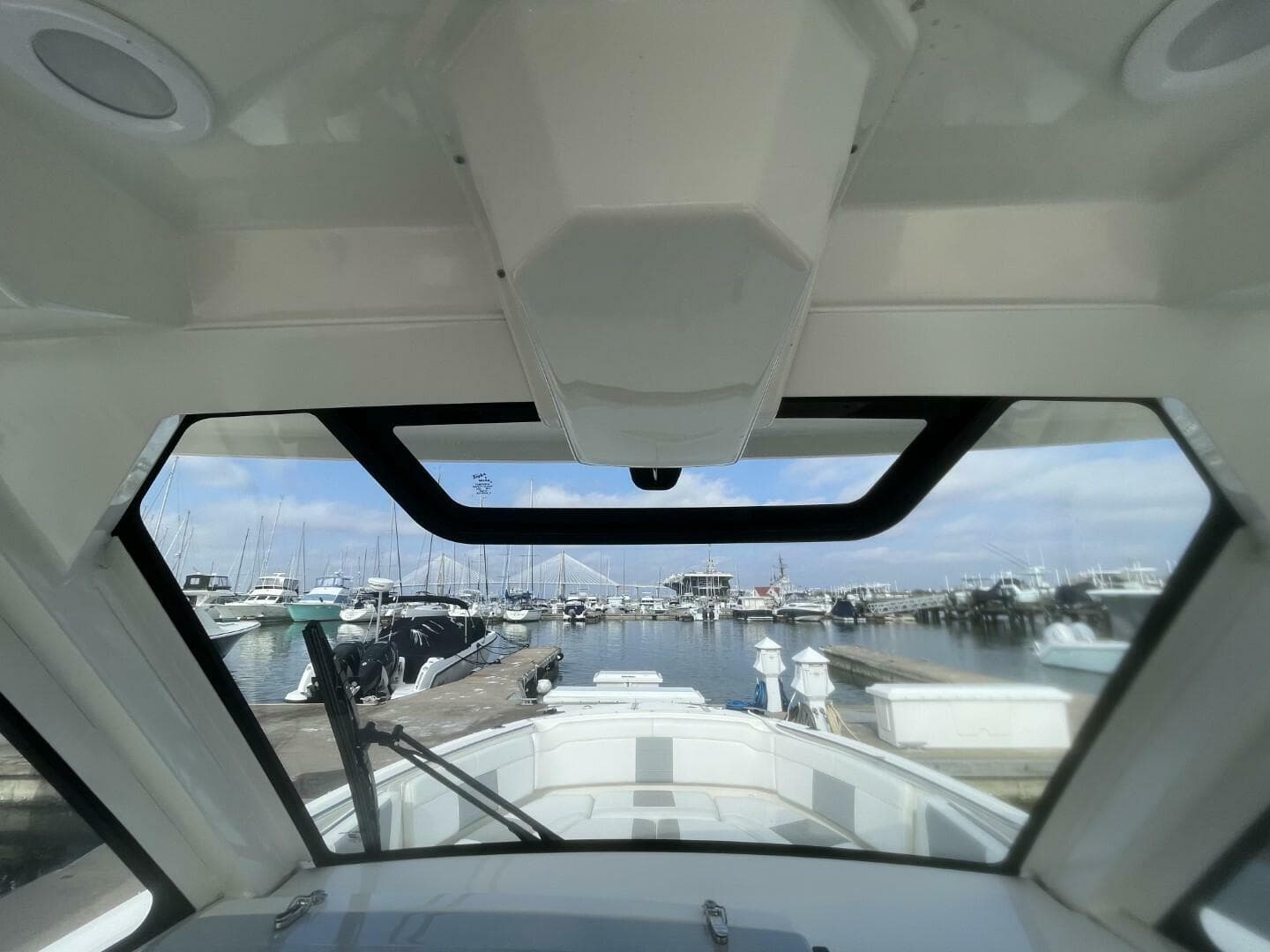 2021 Pursuit S 328 Sport