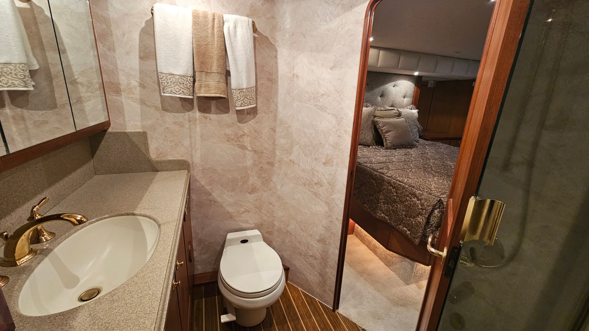 2000 Ocean Yachts 70 SUPER SPORT