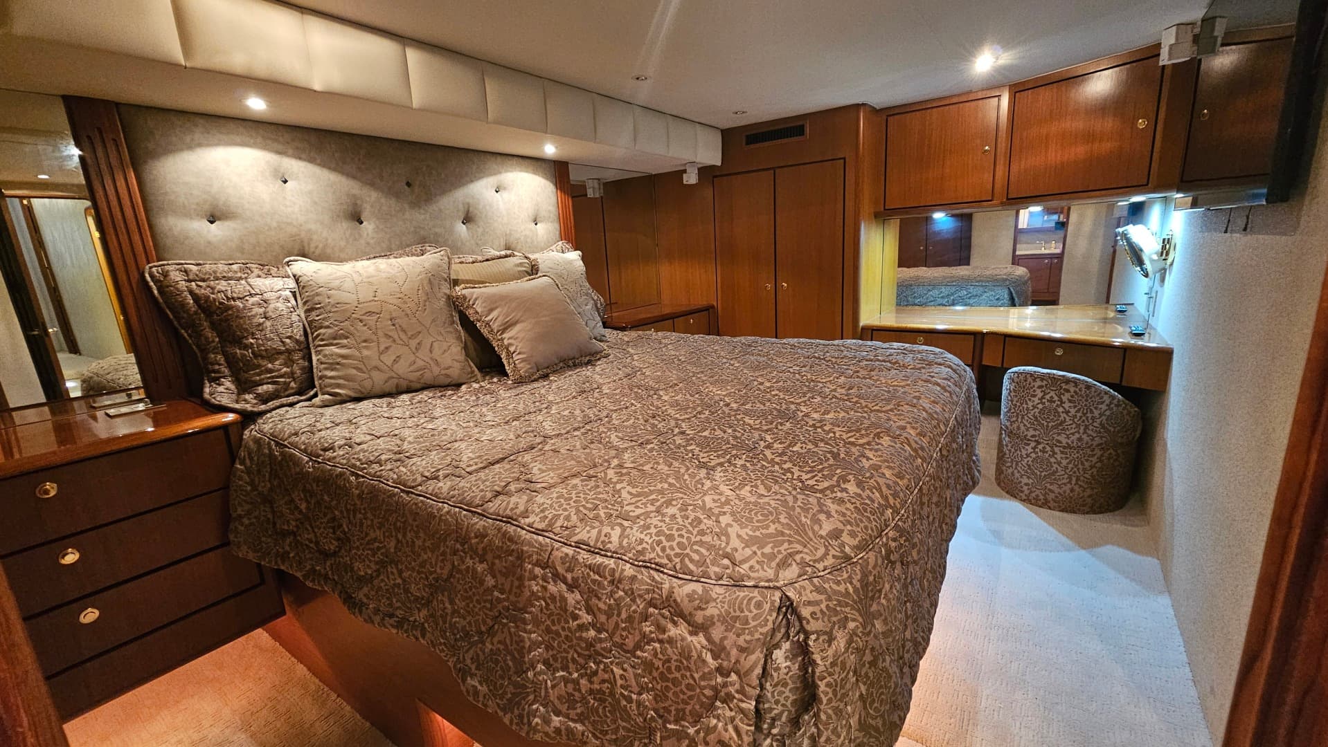 2000 Ocean Yachts 70 SUPER SPORT