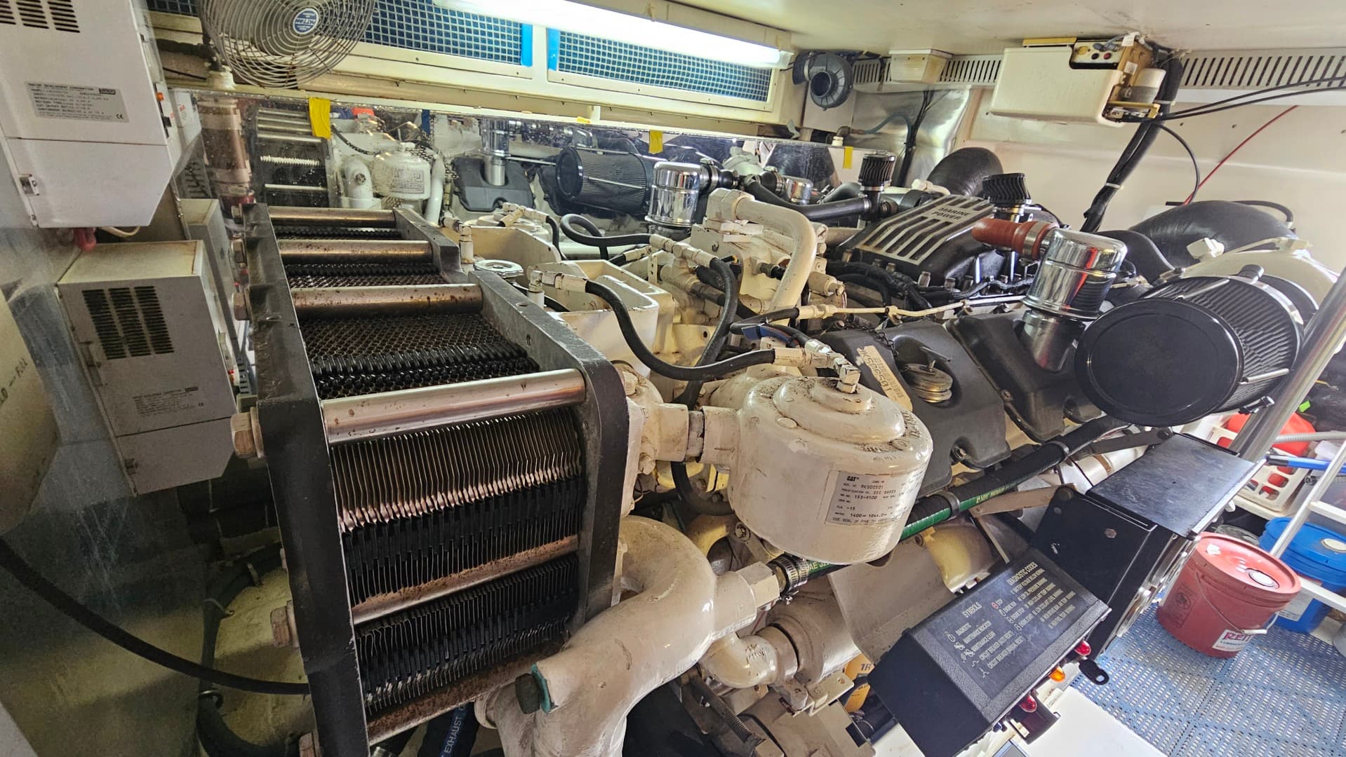 2000 Ocean Yachts 70 SUPER SPORT