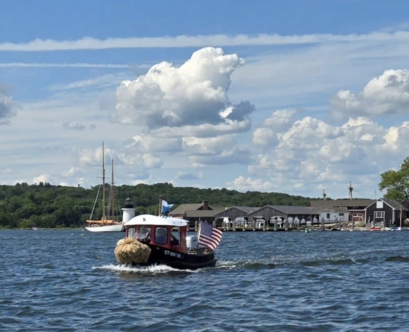 Tuglet underway