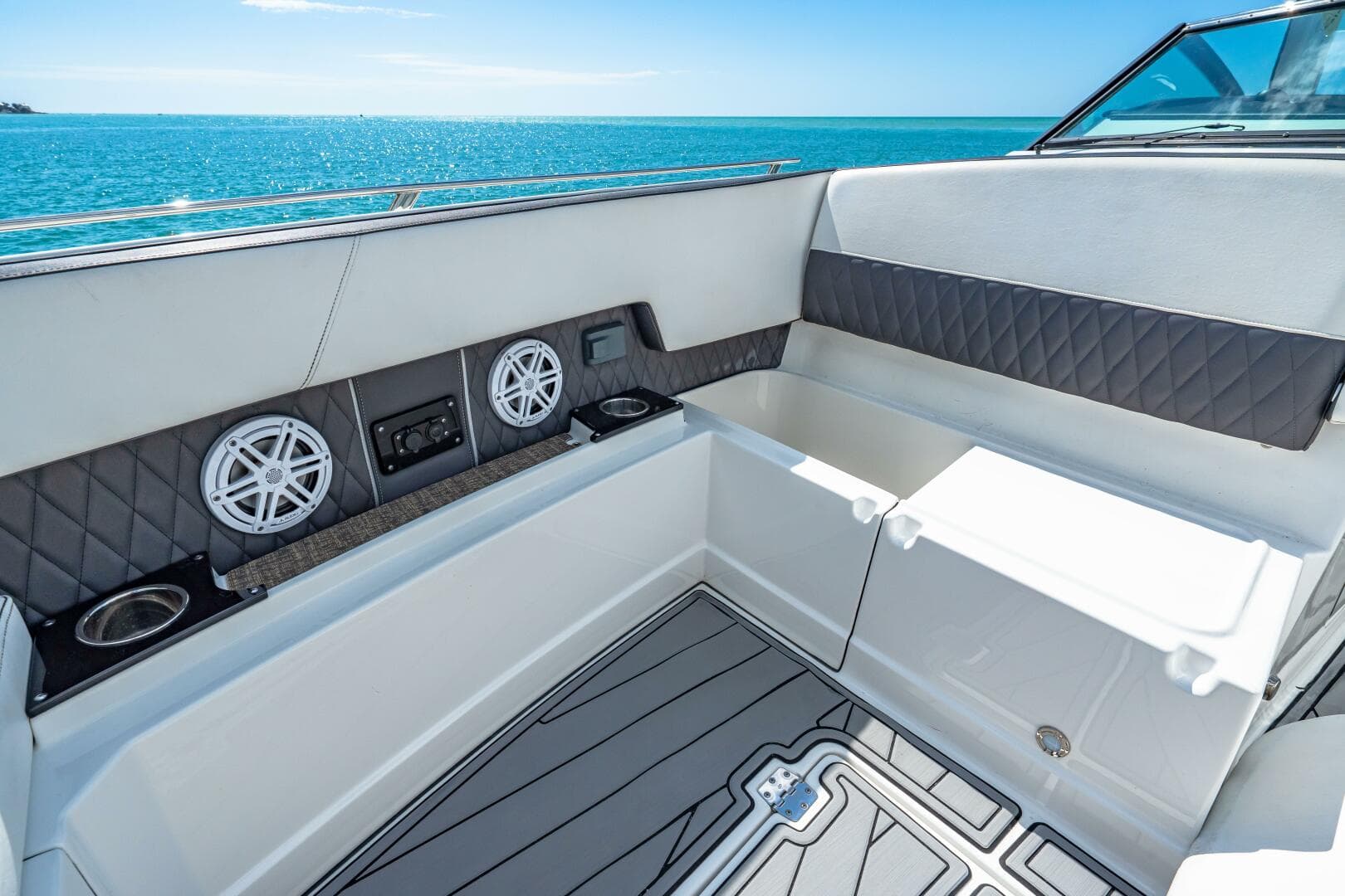 2023 Monterey 385 SS