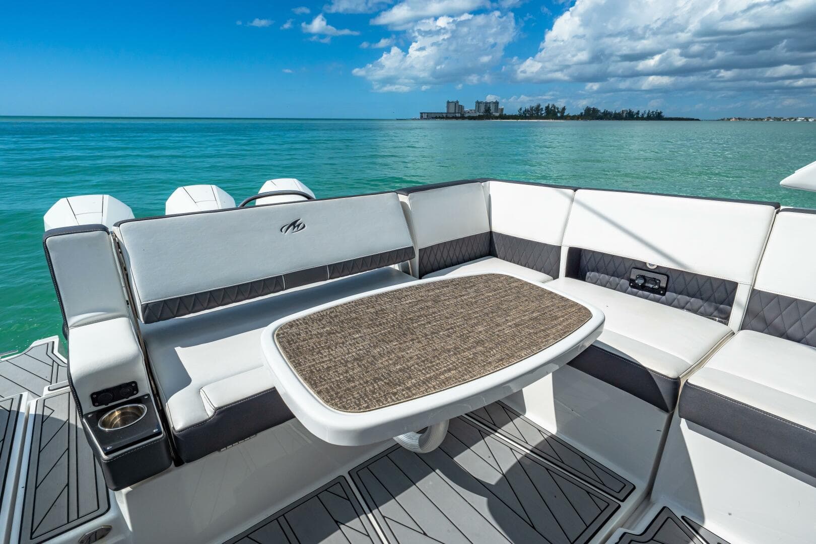 2023 Monterey 385 SS