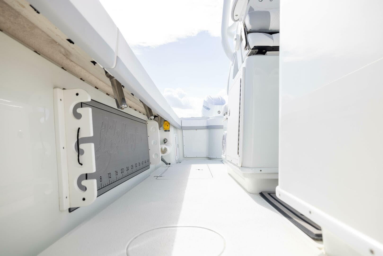 2014 Yellowfin 32 Offshore