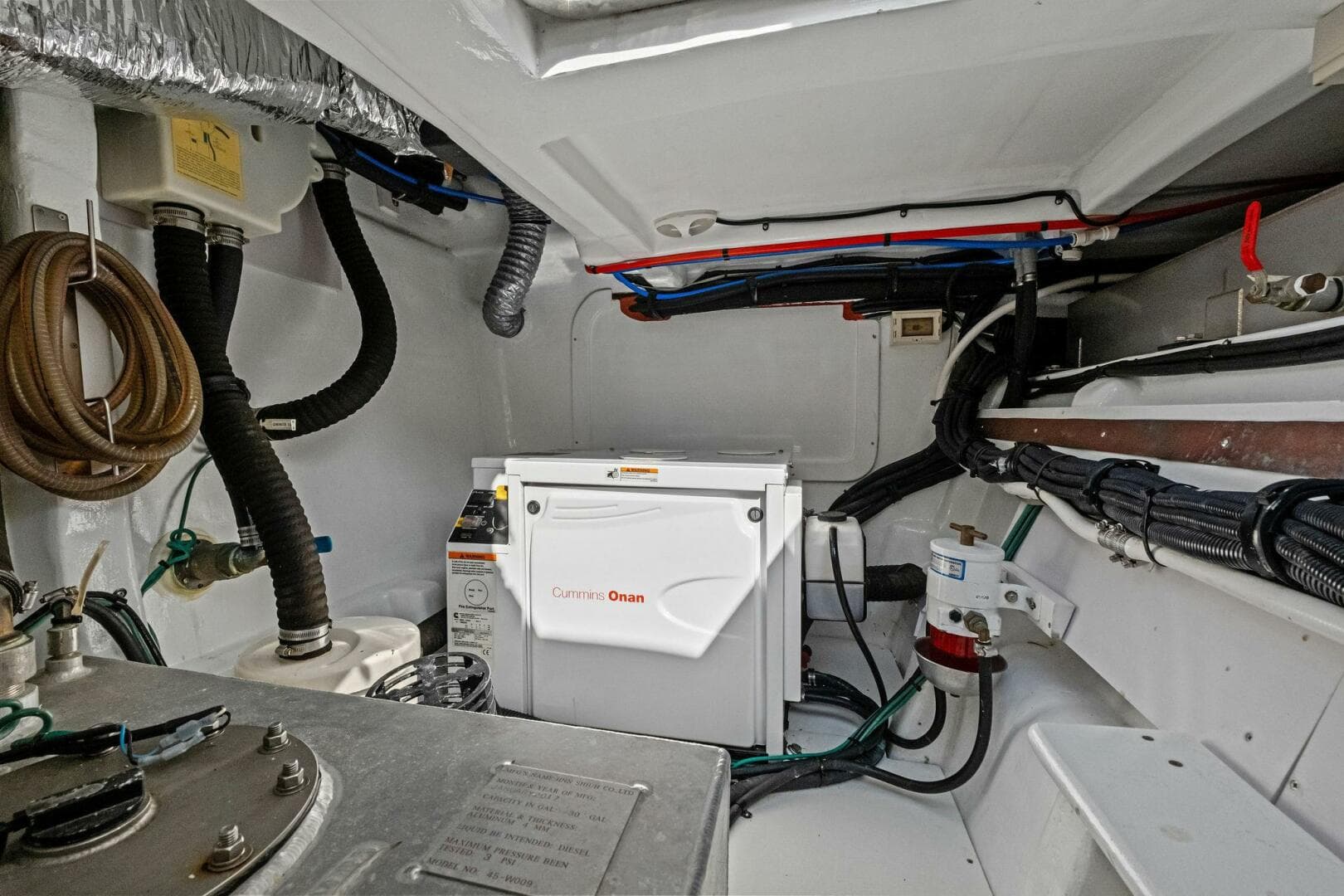 2018 Outboard Express Catamaran 47