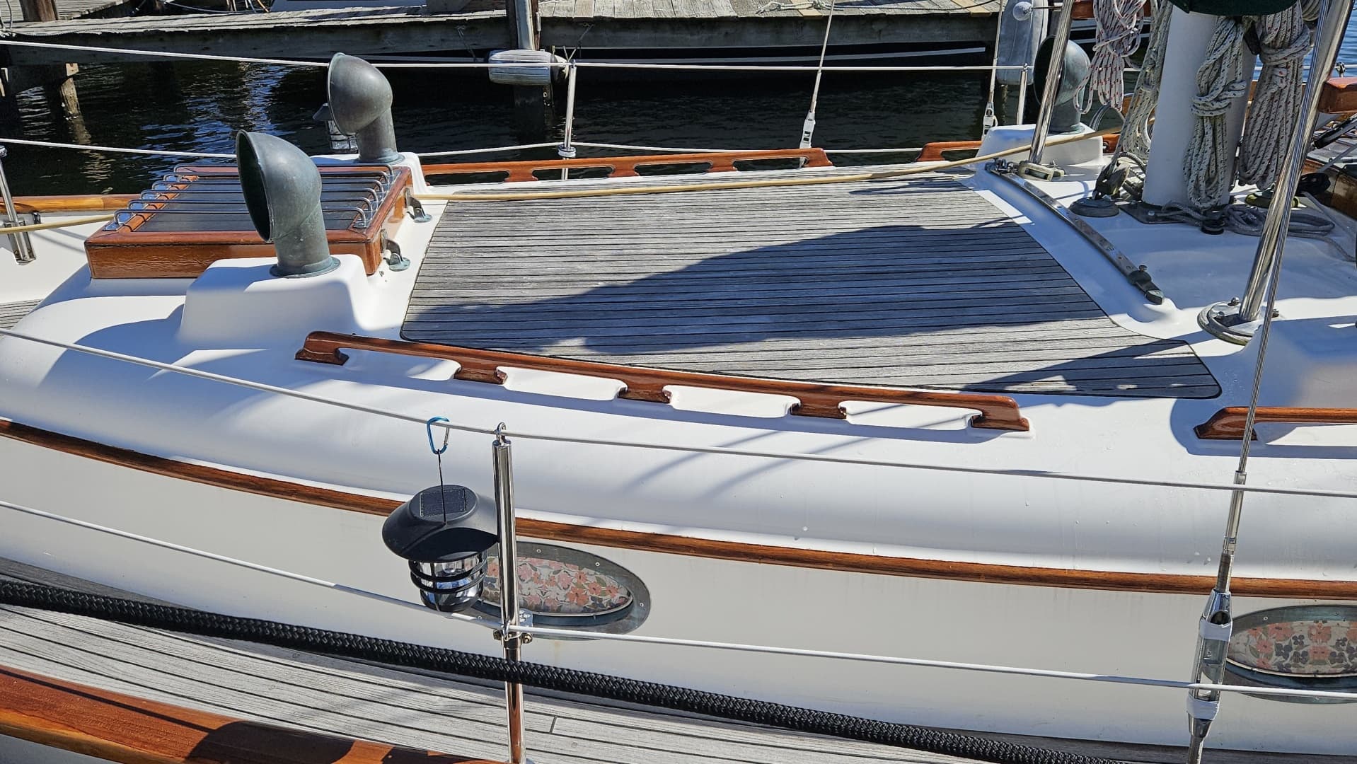 1985 Hans Christian 33T