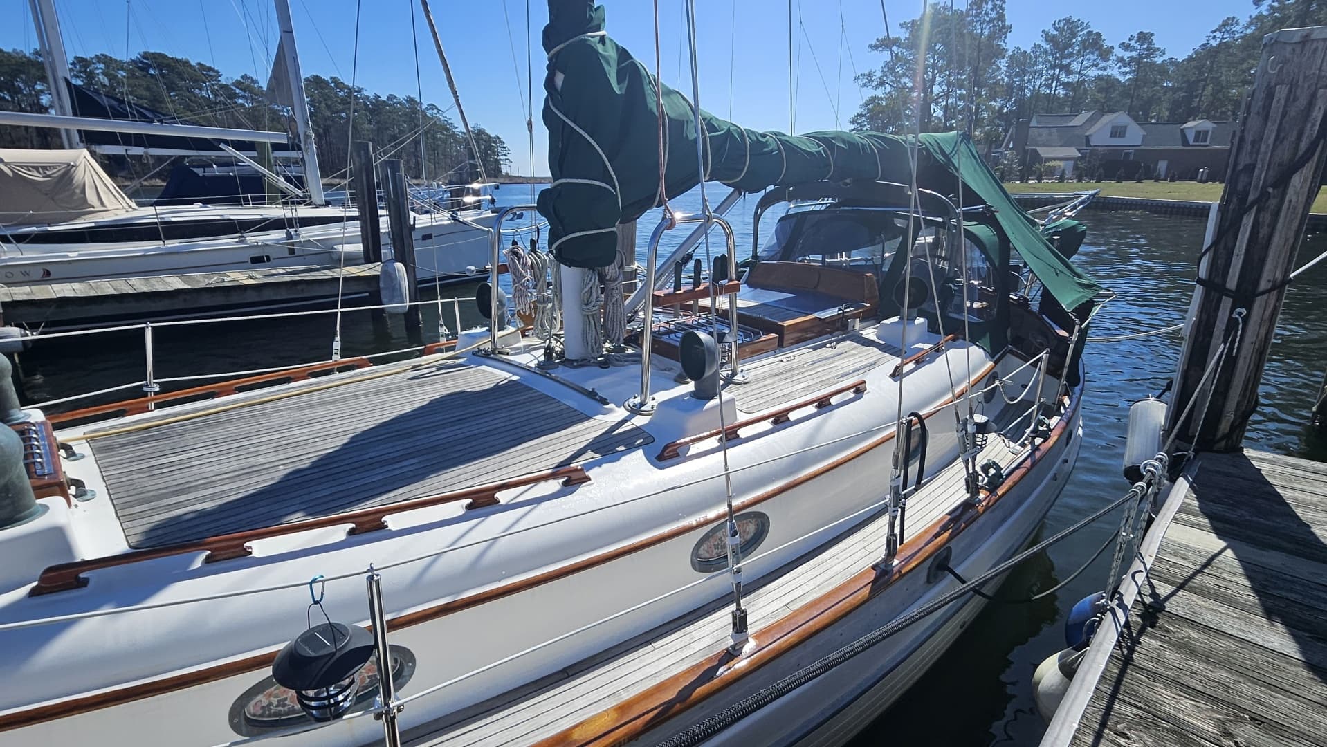 1985 Hans Christian 33T