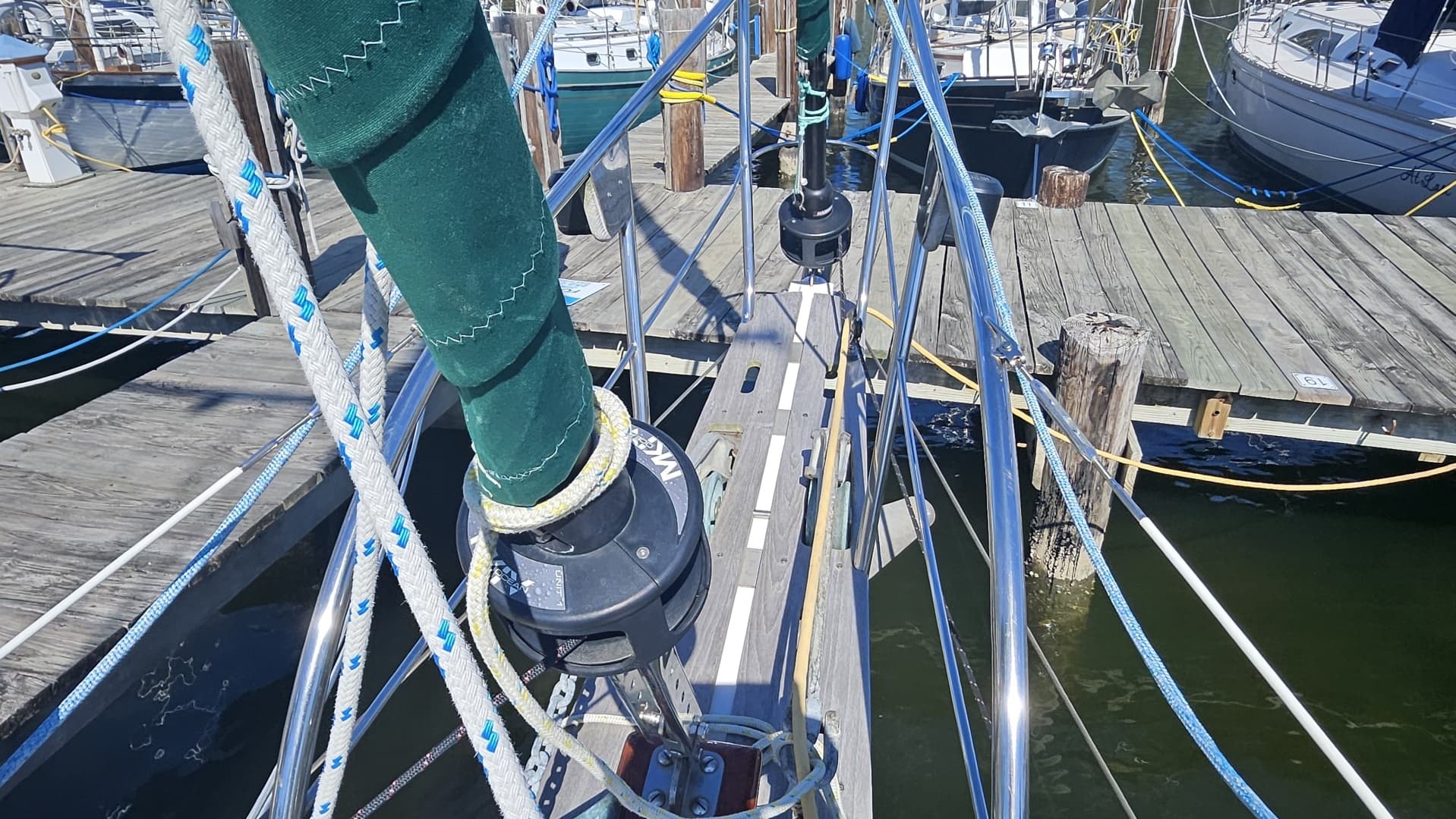 1985 Hans Christian 33T